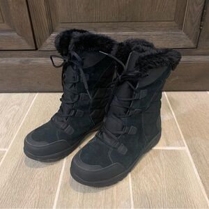 Columbia Women's Black Winter Boots
